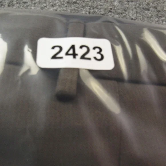 Vintage Dockers Pants Mens 33x32 Brown Stain Defender Dress Slacks Pleated Cuffs - Picture 12 of 12